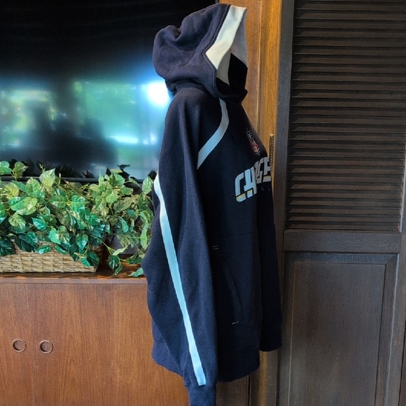 NFL / Reebok Chargers Hoodie - Large - EUC - Picture 8 of 16